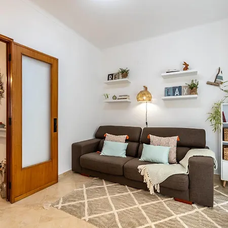 Xalavar Apartment *